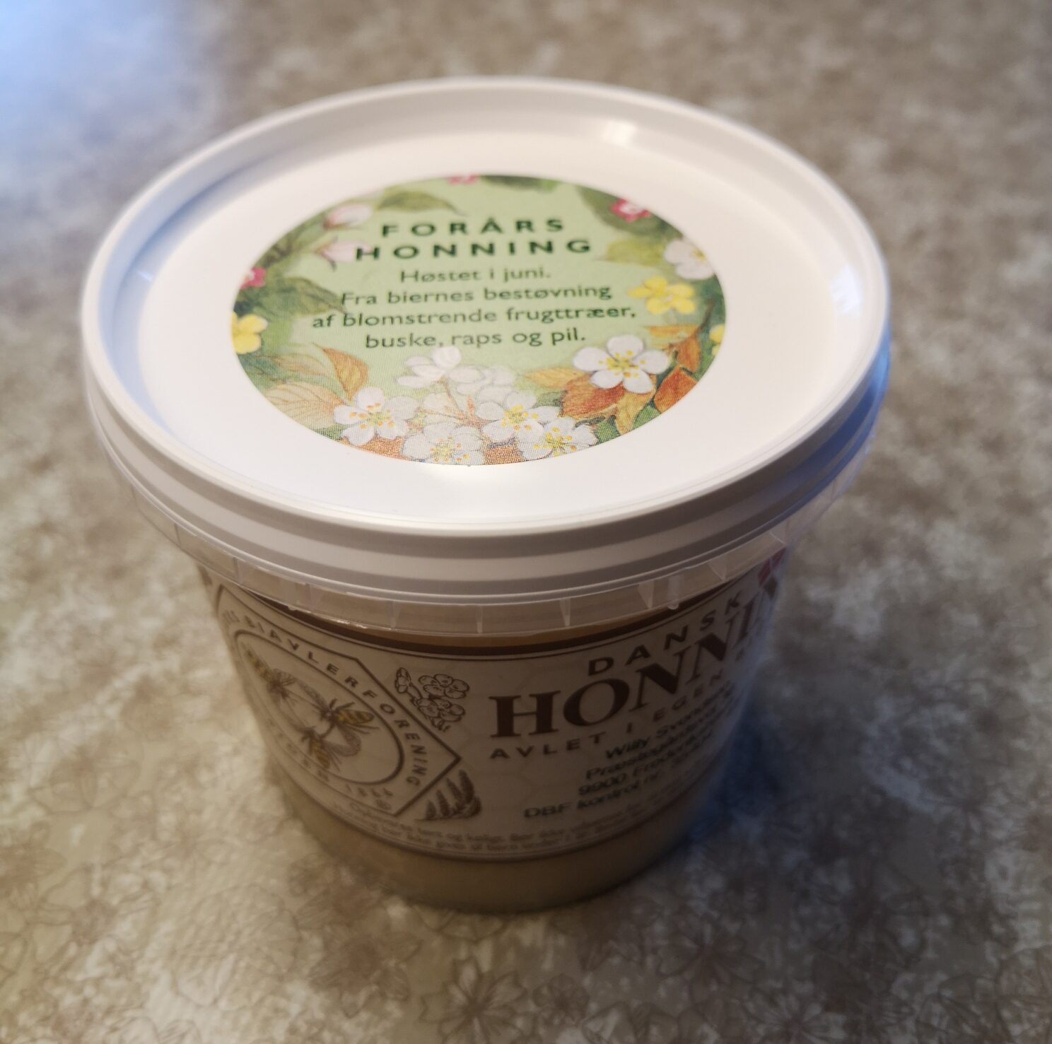 forårs honning fra ws biavl